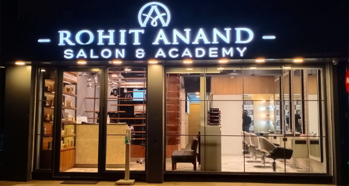 Hair Salon in Janakpuri, Delhi | Best Keratin Treatment